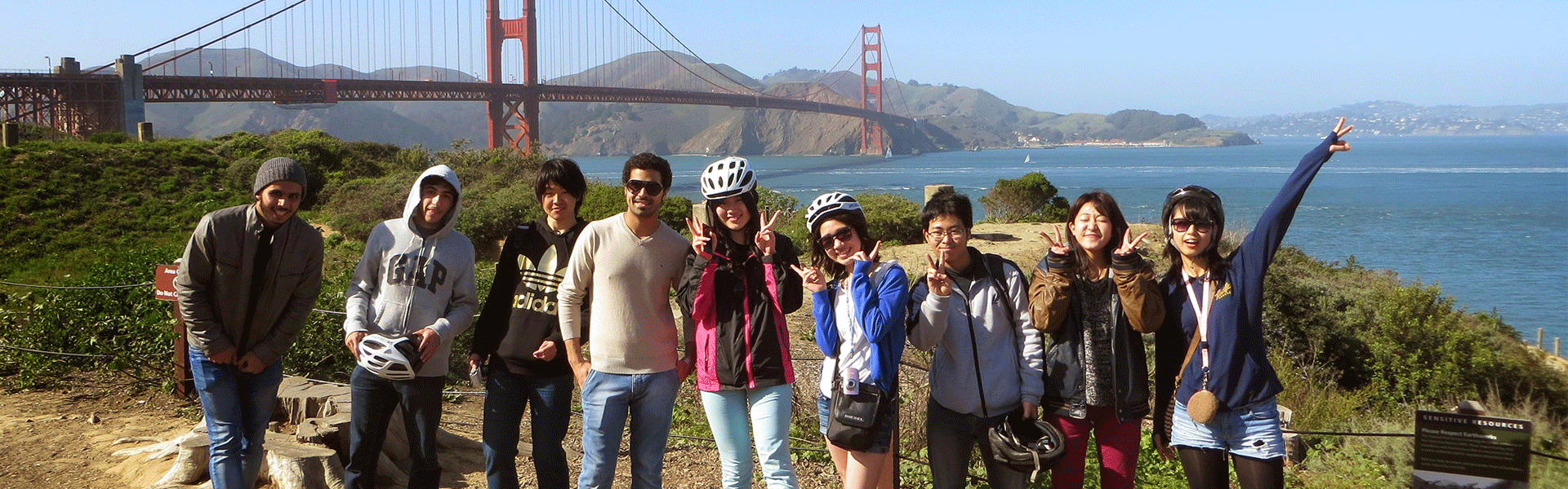 American Language Institute students at the Golden Gate Bridge