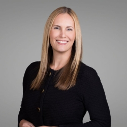 Angie Lipschuetz, Ph.D. | College of Professional & Global Education